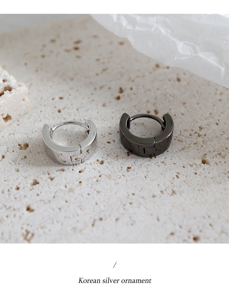 Silver Round Minimalist Earring Hoops