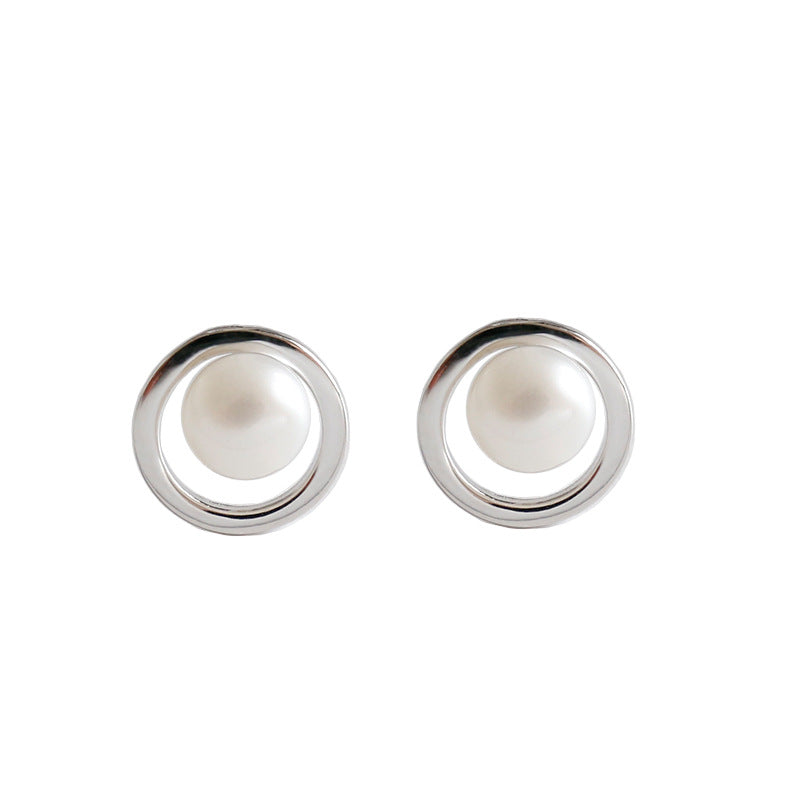 Silver Pearl Minimalist Earring Stud