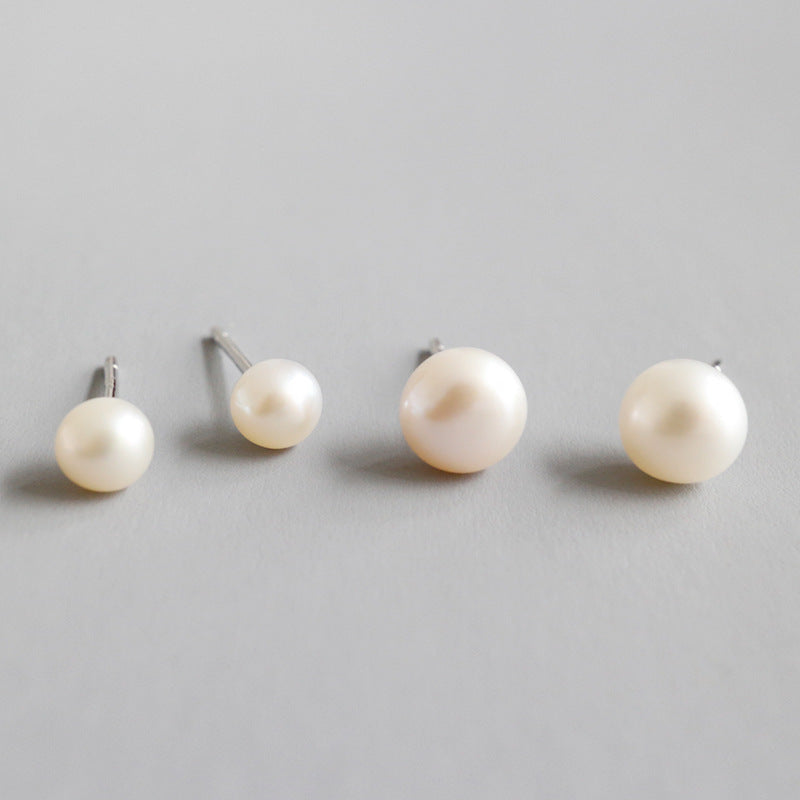 Silver Pearl Minimalist Earring Stud