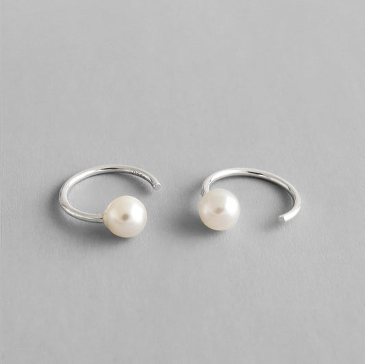 Silver Pearl Minimalist Earring Stud