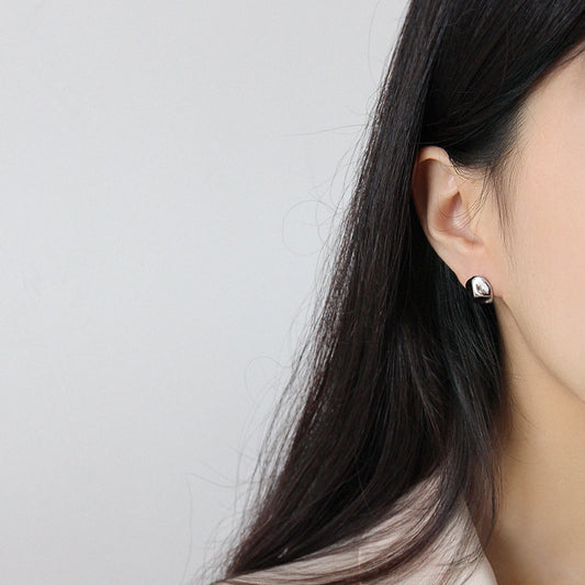 Silver Round Minimalist Earring Stud