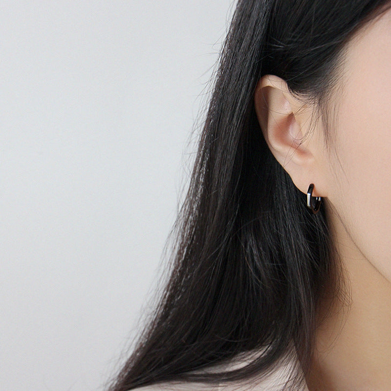 Silver Round Minimalist Earring Hoops