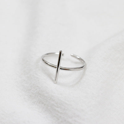 Silver knot Minimalist Ring