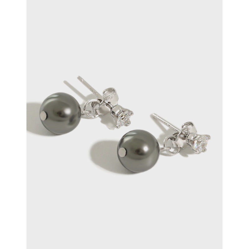 Silver Pearl Minimalist Earring Stud