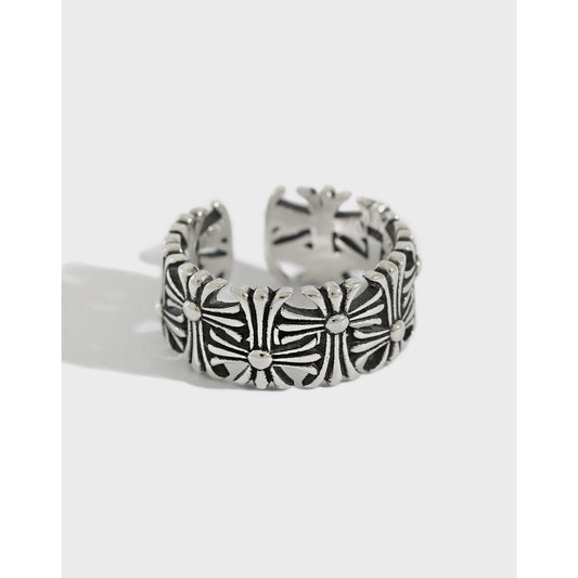 Silver Twist Minimalist Ring