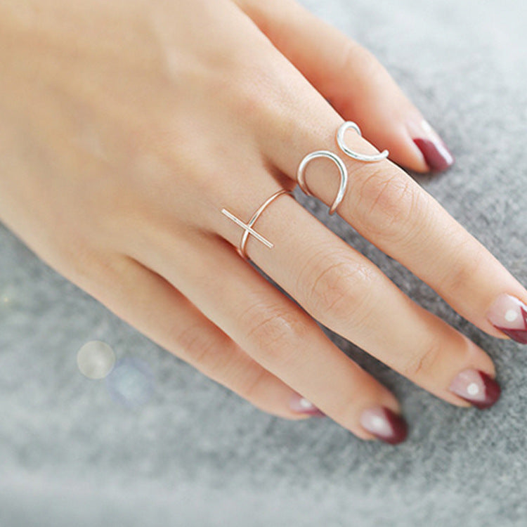 Silver knot Minimalist Ring