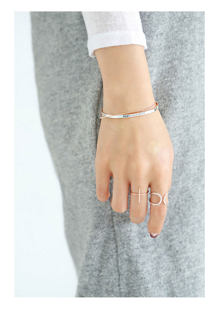 Silver knot Minimalist Ring