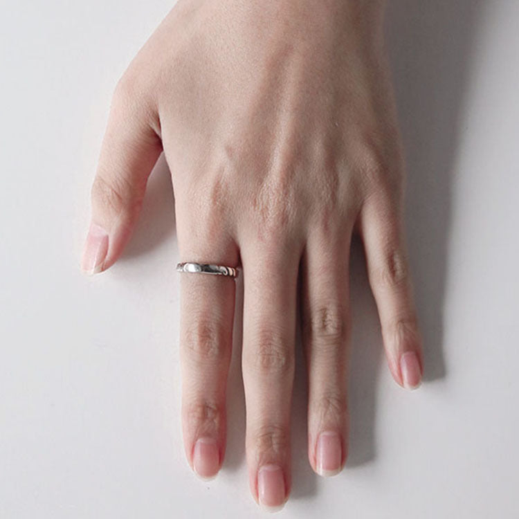 Silver Round Minimalist Ring