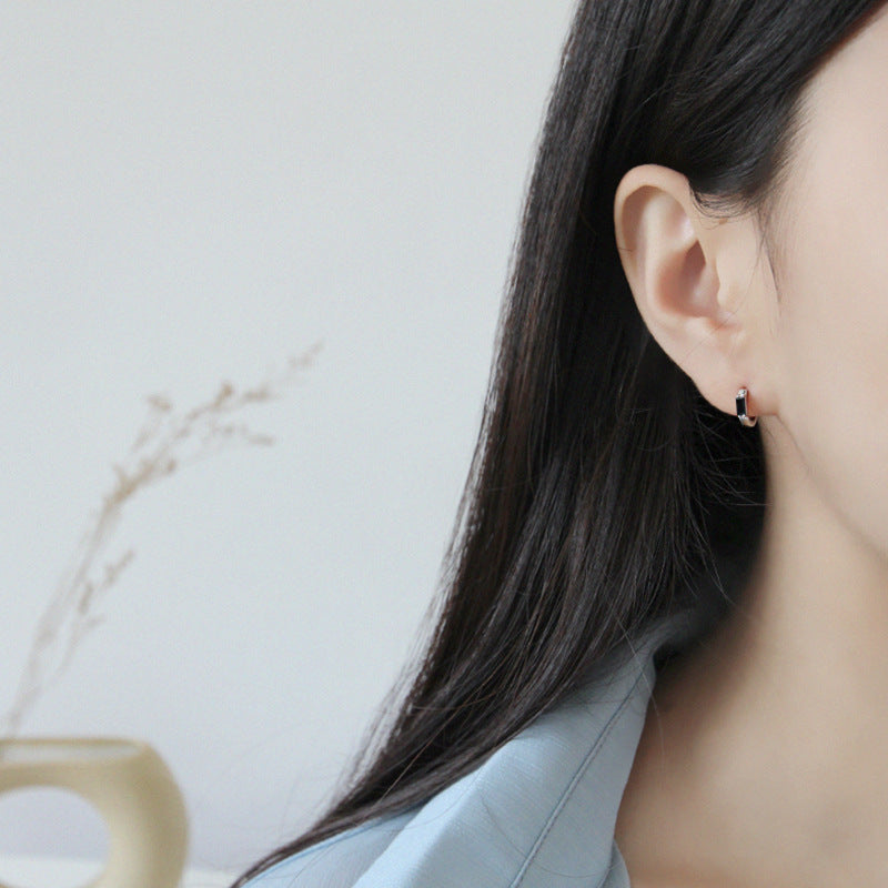 Silver Round Minimalist Earring Hoops