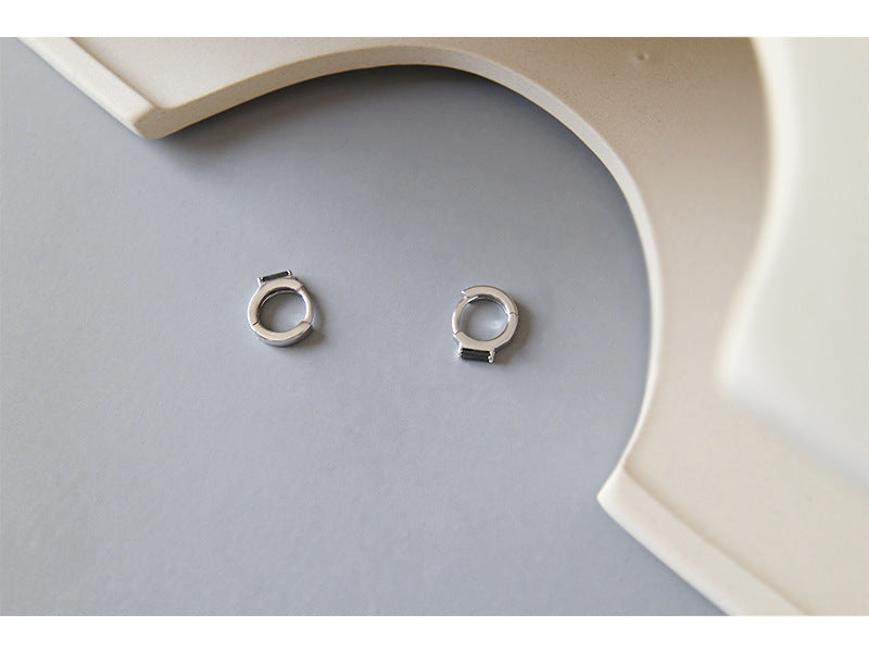 Silver Round Minimalist Earring Hoops