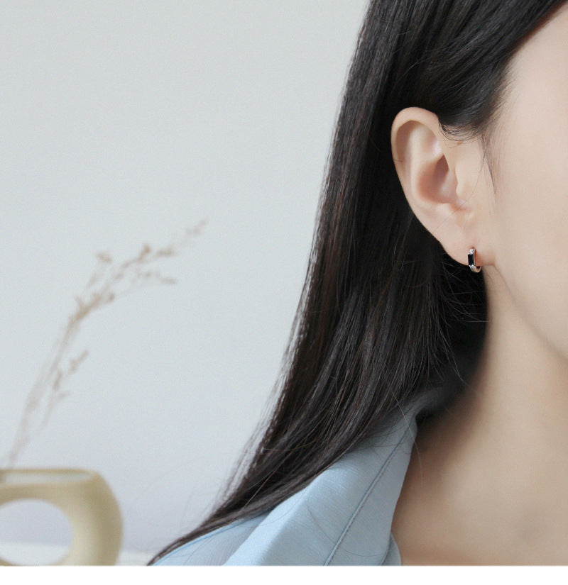 Silver Round Minimalist Earring Hoops