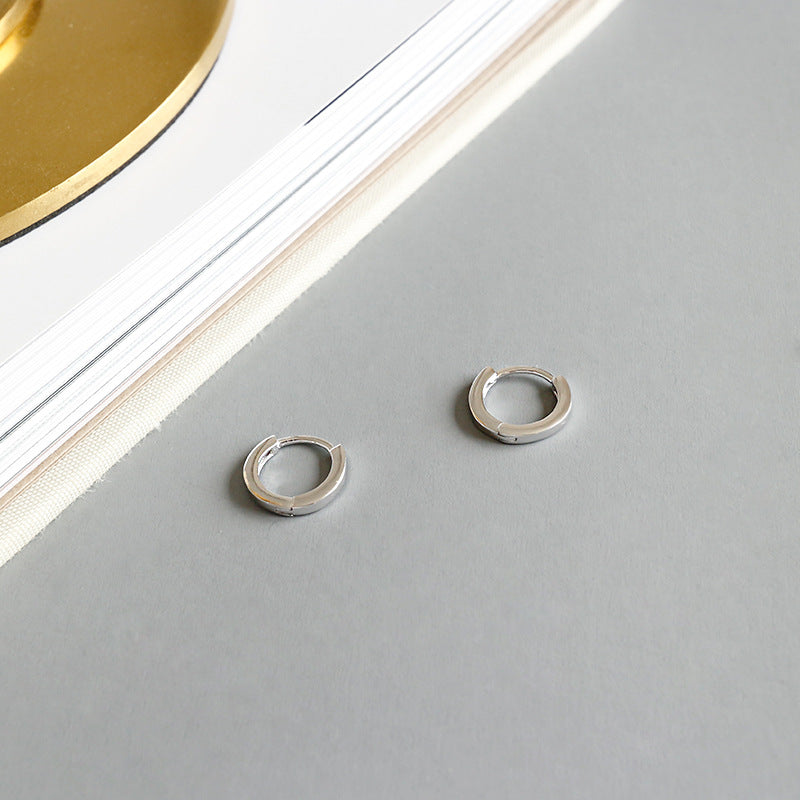 Silver Round Minimalist Earring Hoops