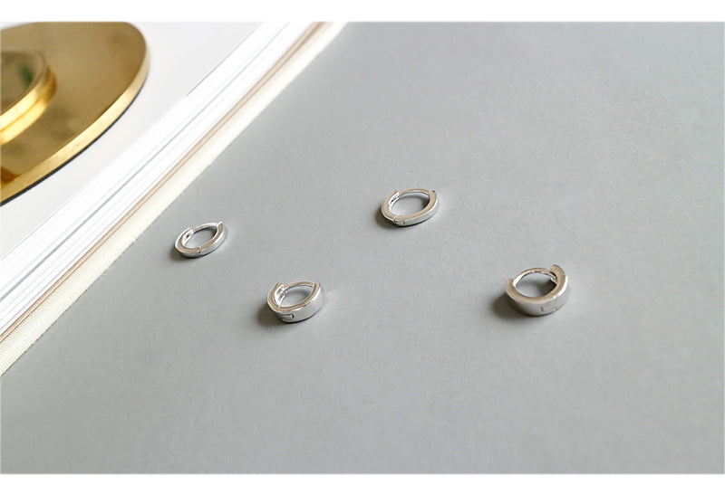 Silver Round Minimalist Earring Hoops