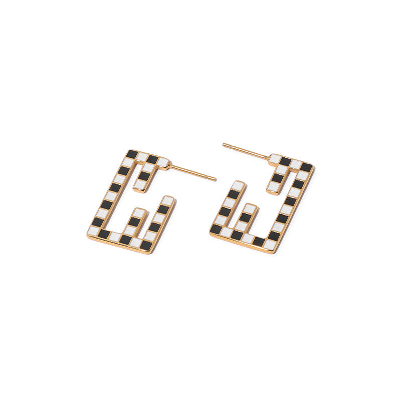 Titanium Steel Black and White Minimalist Earring Stud