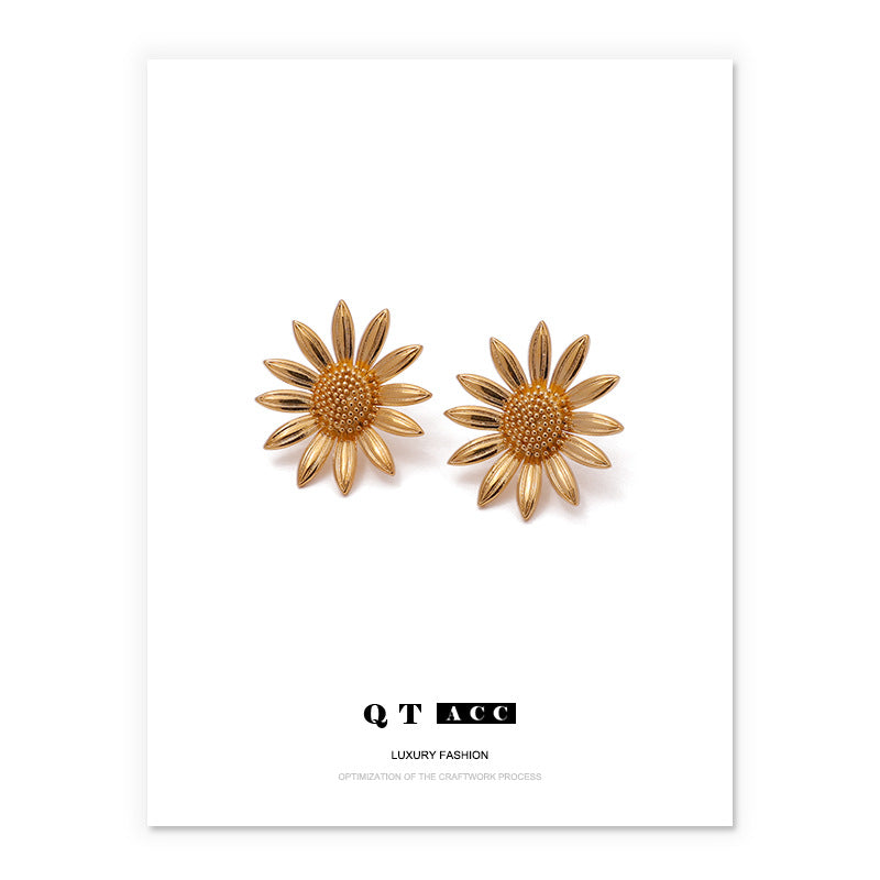 Gold Plated Sunflower Daisy Minimalist Earring Stud