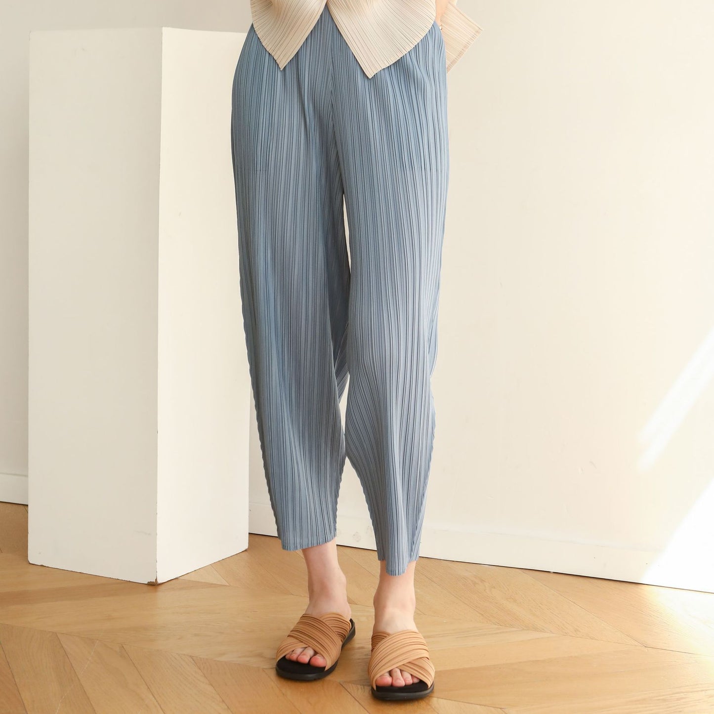 Plissé Pleated Trousers