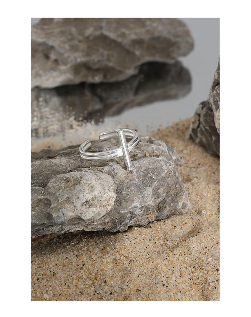 Silver knot Minimalist Ring